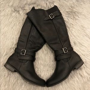 Francesca’s Wide Calf Lifestride Boots